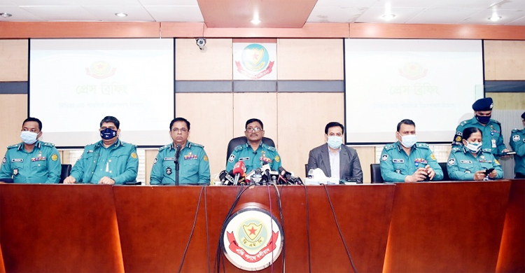 থার্টি ফার্স্টে উন্মুক্ত স্থানে অনুষ্ঠান নয়, সন্ধ্যার পর বার বন্ধ