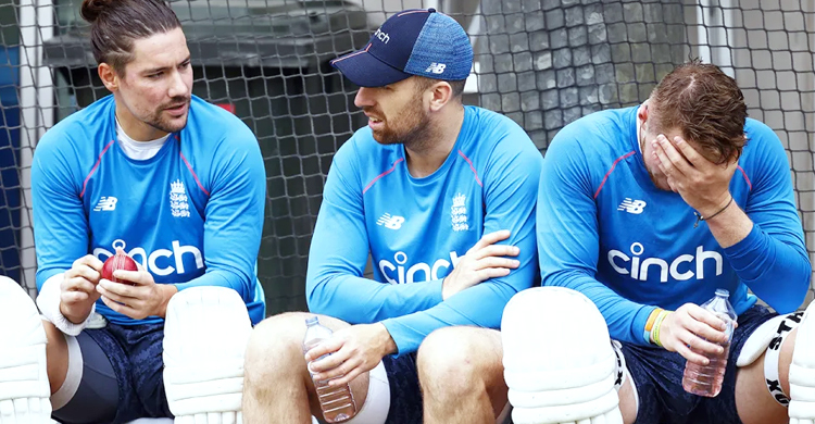 এবার ইংল্যান্ডের অনুশীলনেও করোনার হানা